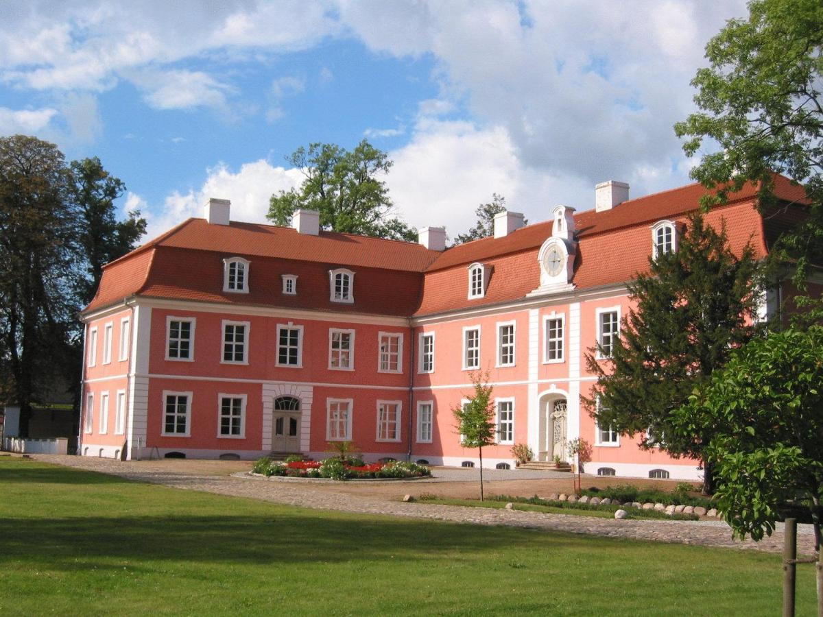 Hotel Am Schloss Wolfshagen Wolfshagen  Exteriör bild